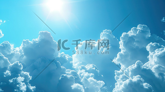 明亮的天空插画图片_明亮的蓝天中的白云插图