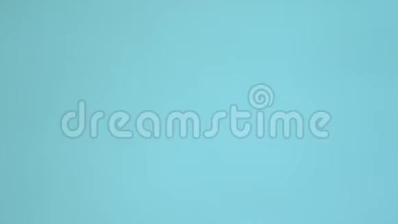 蓝色背景下欧米茄3鱼油丸的俯视图 顶部视图 千库网