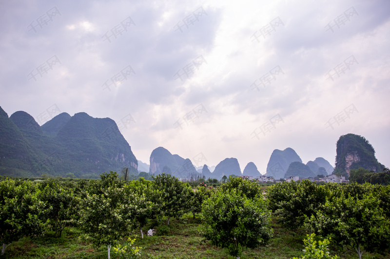 明媚的开心阳光朗朗上口的背景音乐