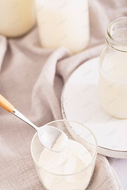 奶粉创意营养早餐图片