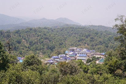 云南普洱茶山普洱村寨远景自然风光