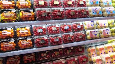 超市购物商品货架食品百货蔬菜水果视频实拍