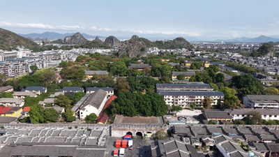 航拍独秀峰王城景区实拍视频实拍