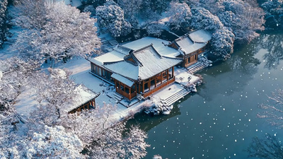 4K冬天雪景杭州西湖航拍实拍素材