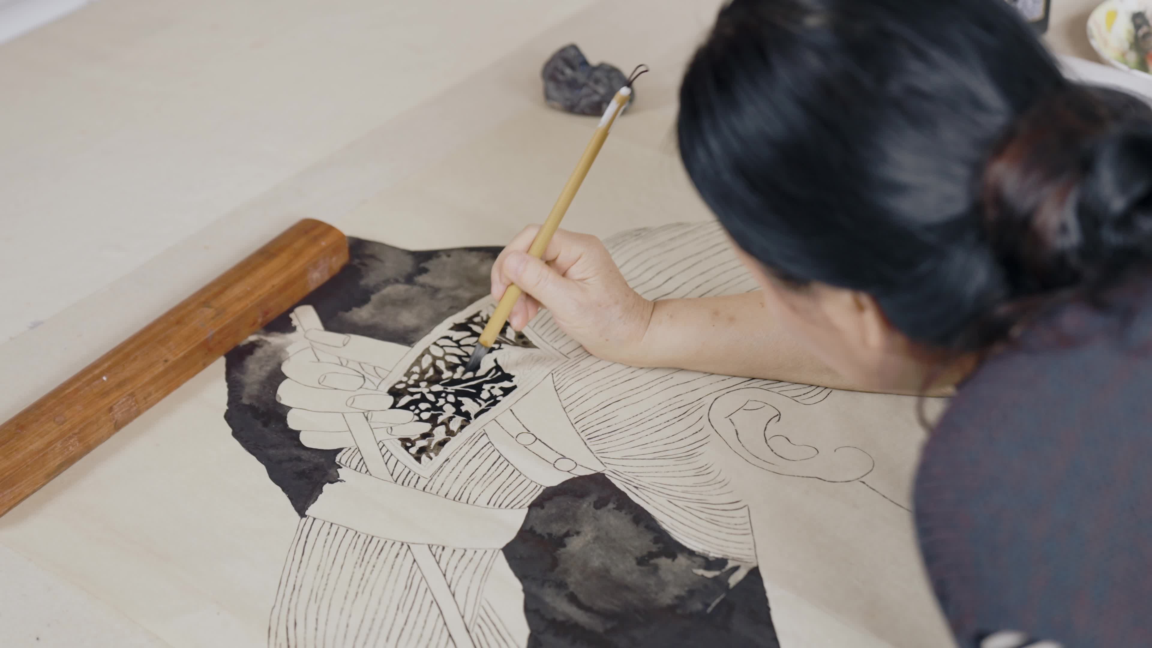 艺术家画家作画工笔画绘画技法水墨泼墨画笔