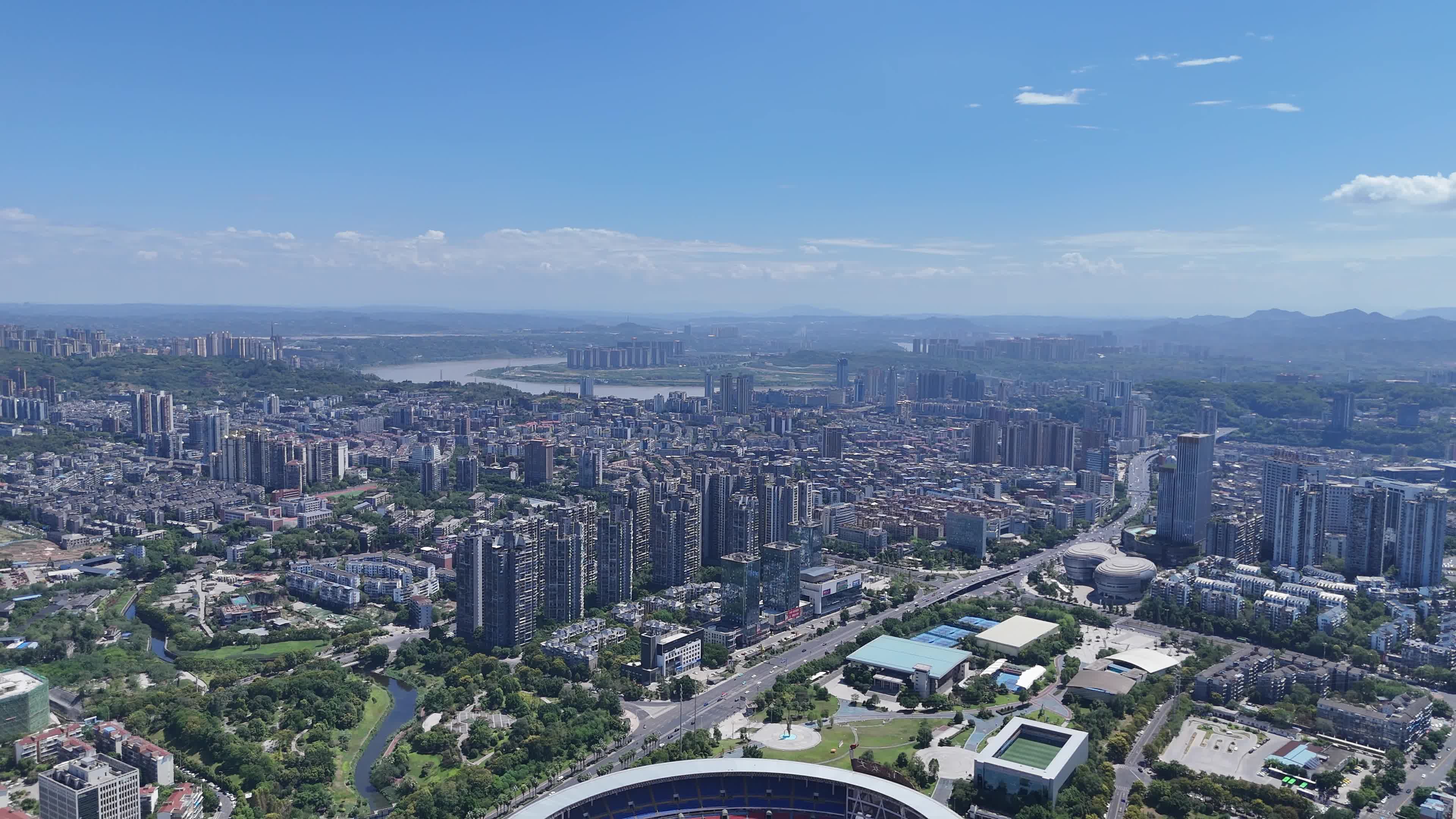 航拍四川泸州城市风光