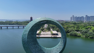 福建厦门园博园海上生明月航拍