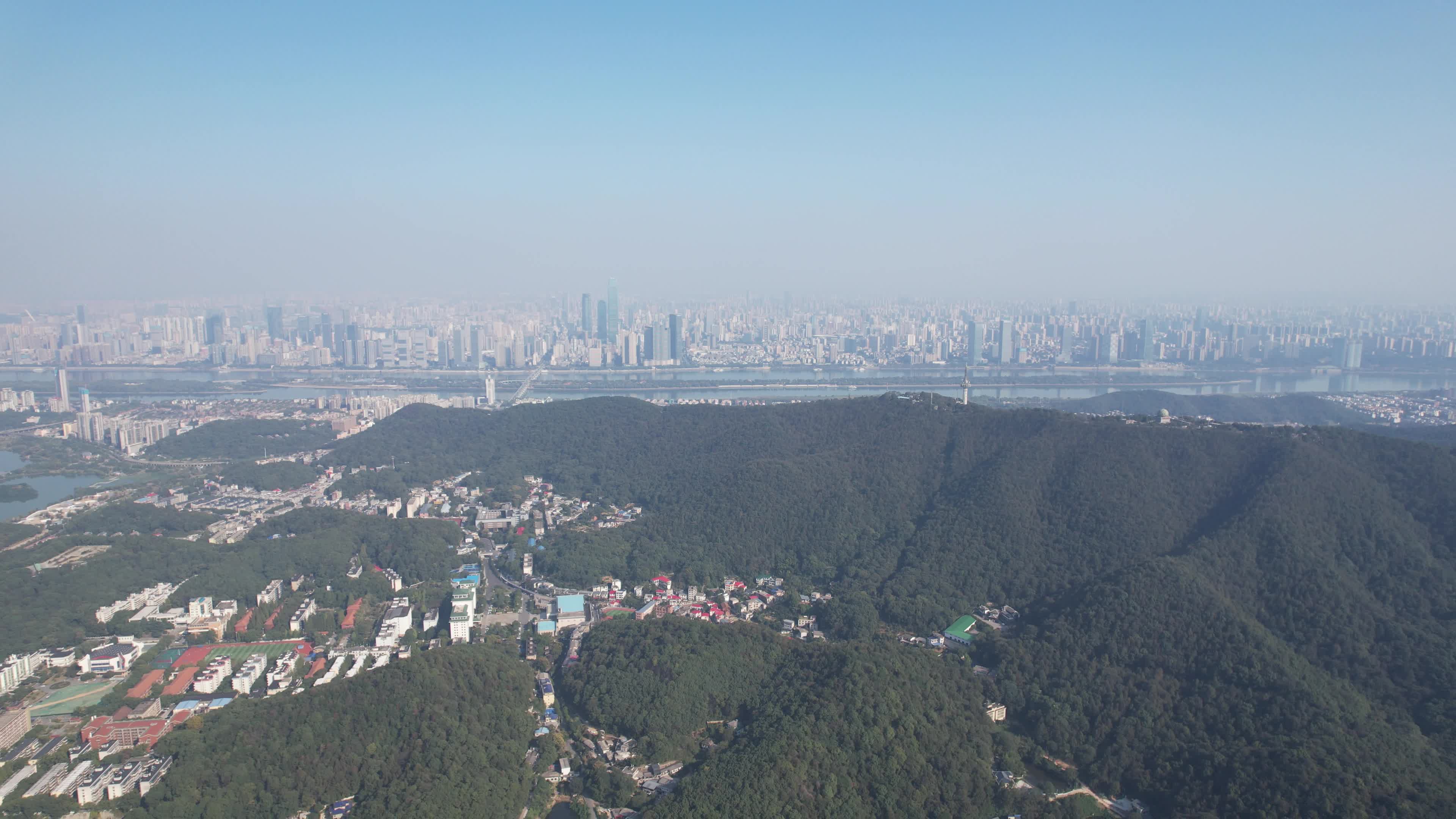 湖南长沙岳麓i山城市风光航拍视频特效素材