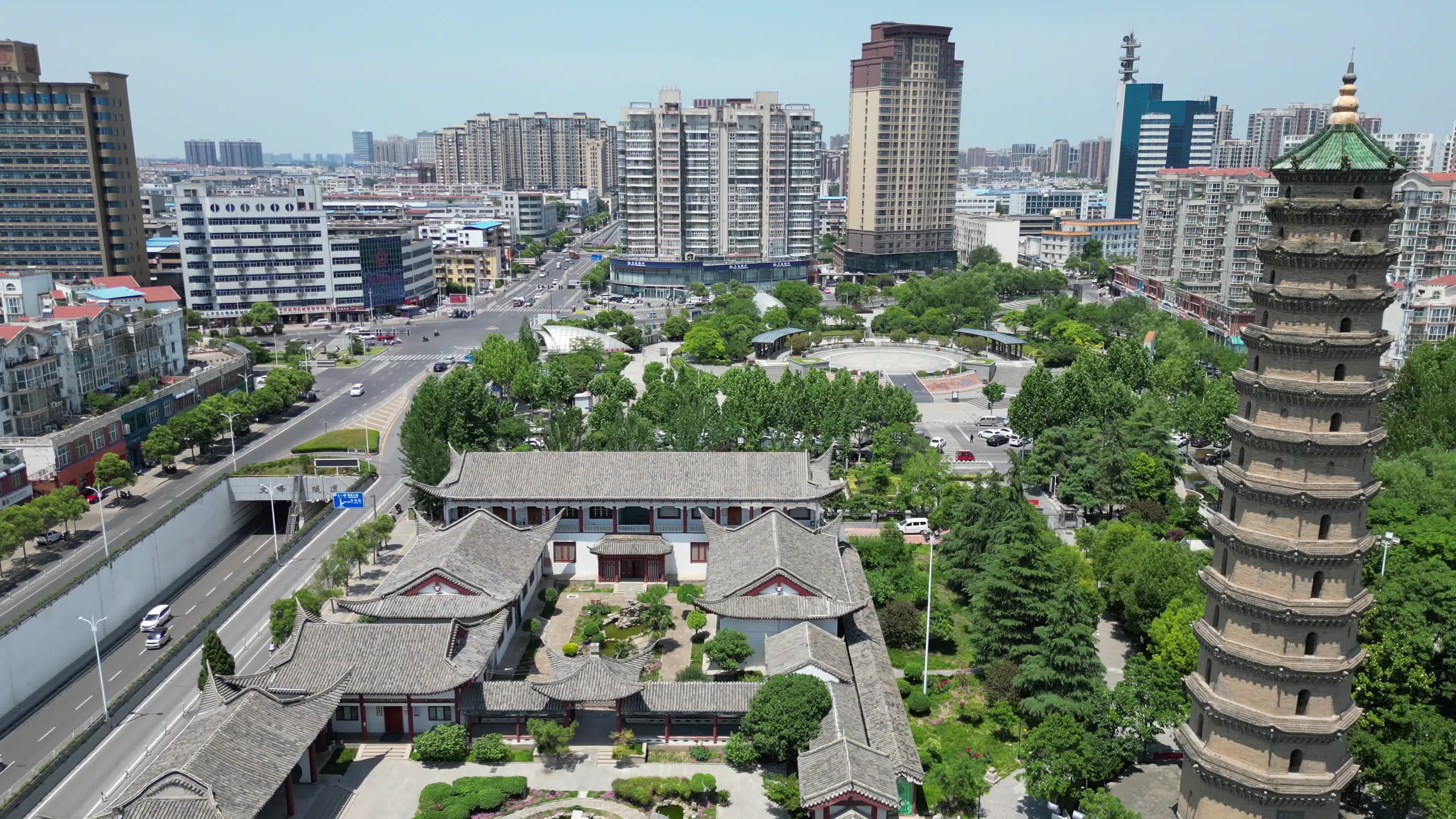 航拍许昌文峰塔