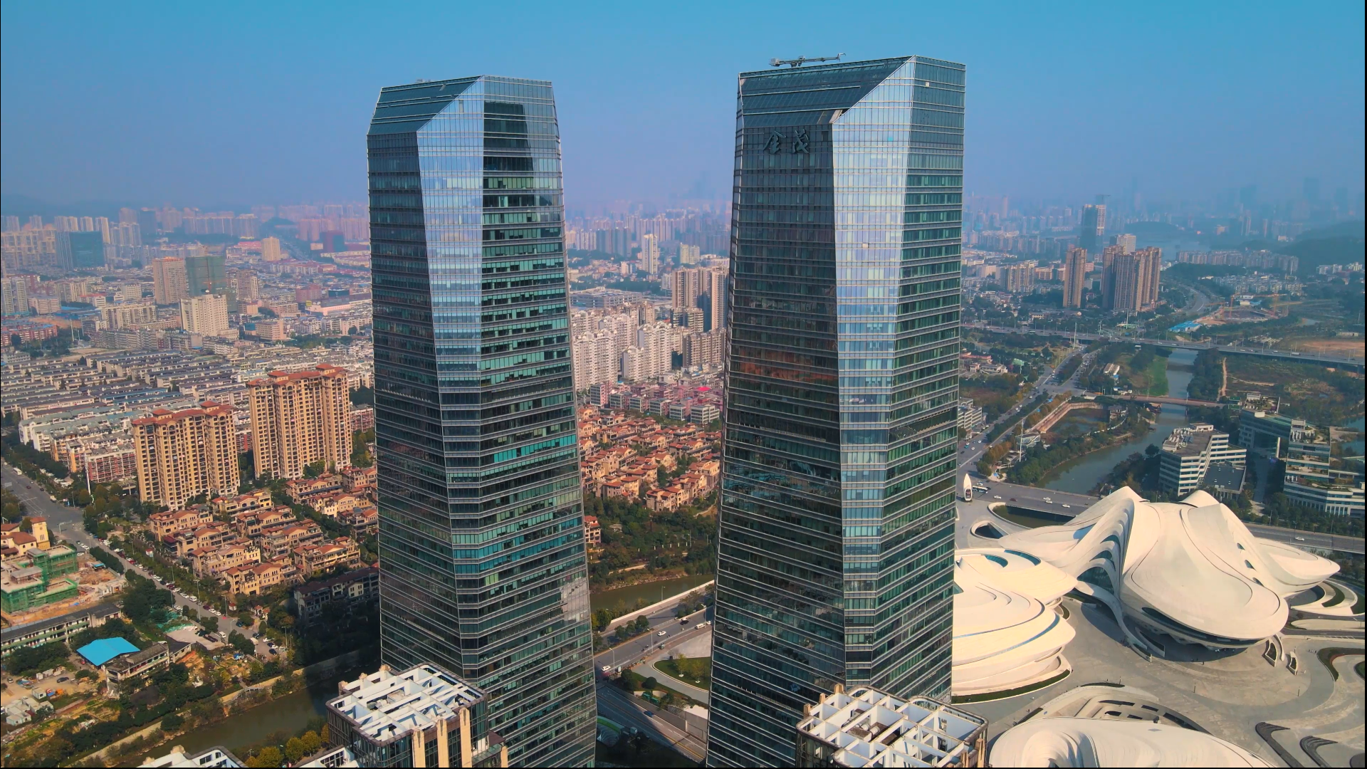 4k城市建筑长沙金茂广场双塔写字楼企业大楼
