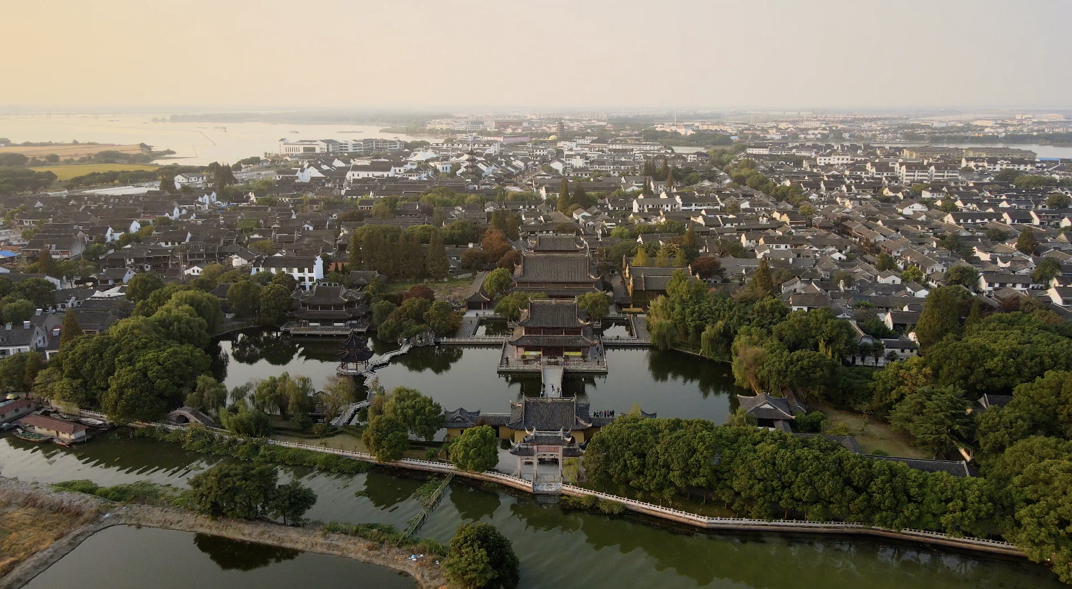 4k实拍中国水乡周庄风景视频航拍中国