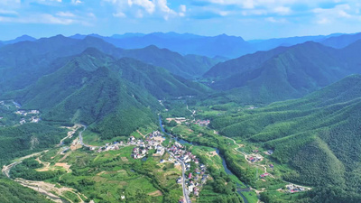 4K航拍山村峡谷村庄美丽乡村乡村旅游视频实拍