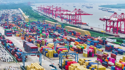 4K航拍贸易经济港口集装箱物流运输航运实拍素材