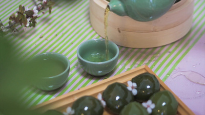 春天实拍视频素材4K实拍春天美食青团艾草青团春天糕点视频实拍