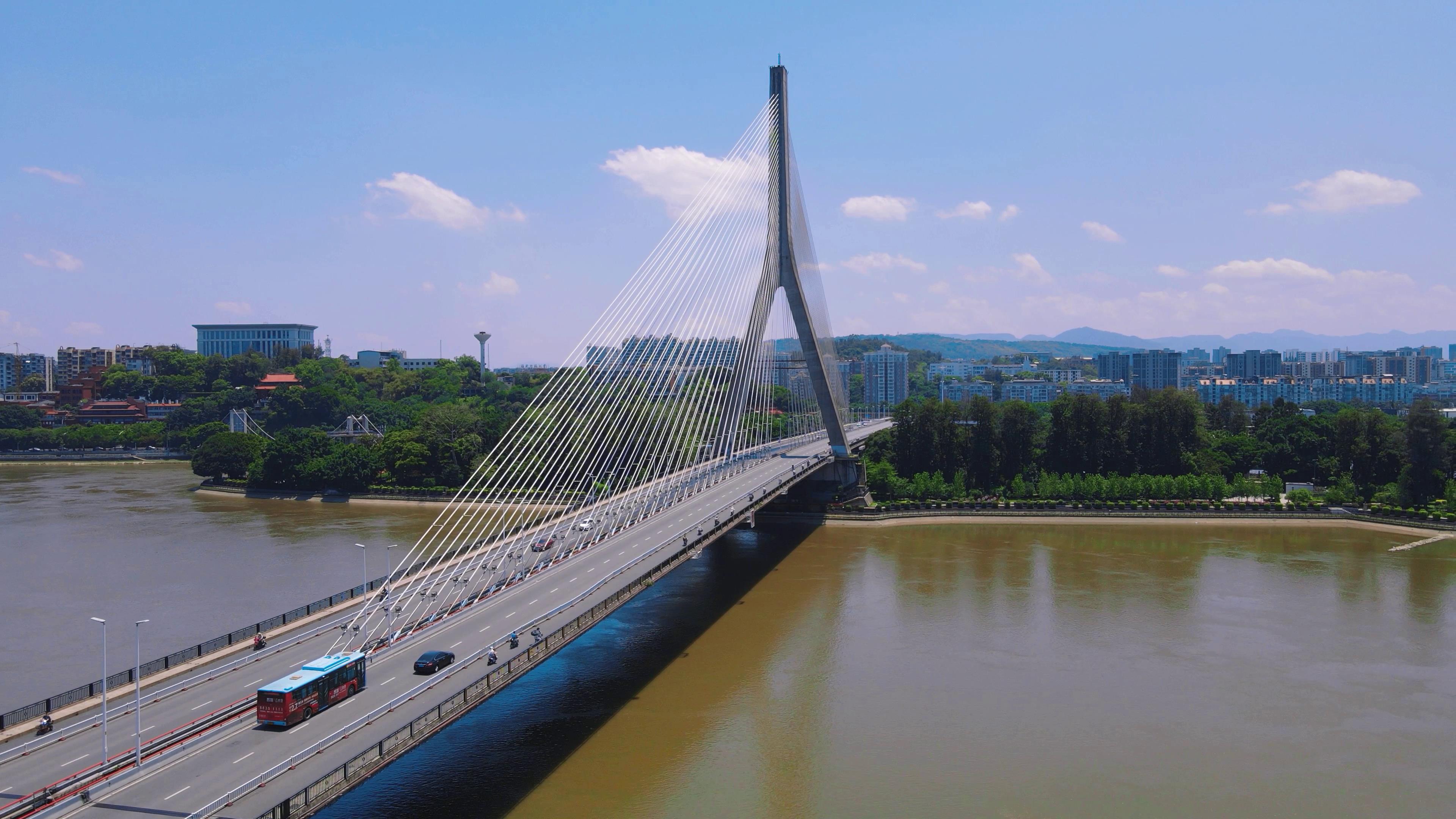 4k航拍福州三县洲大桥城市交通视频