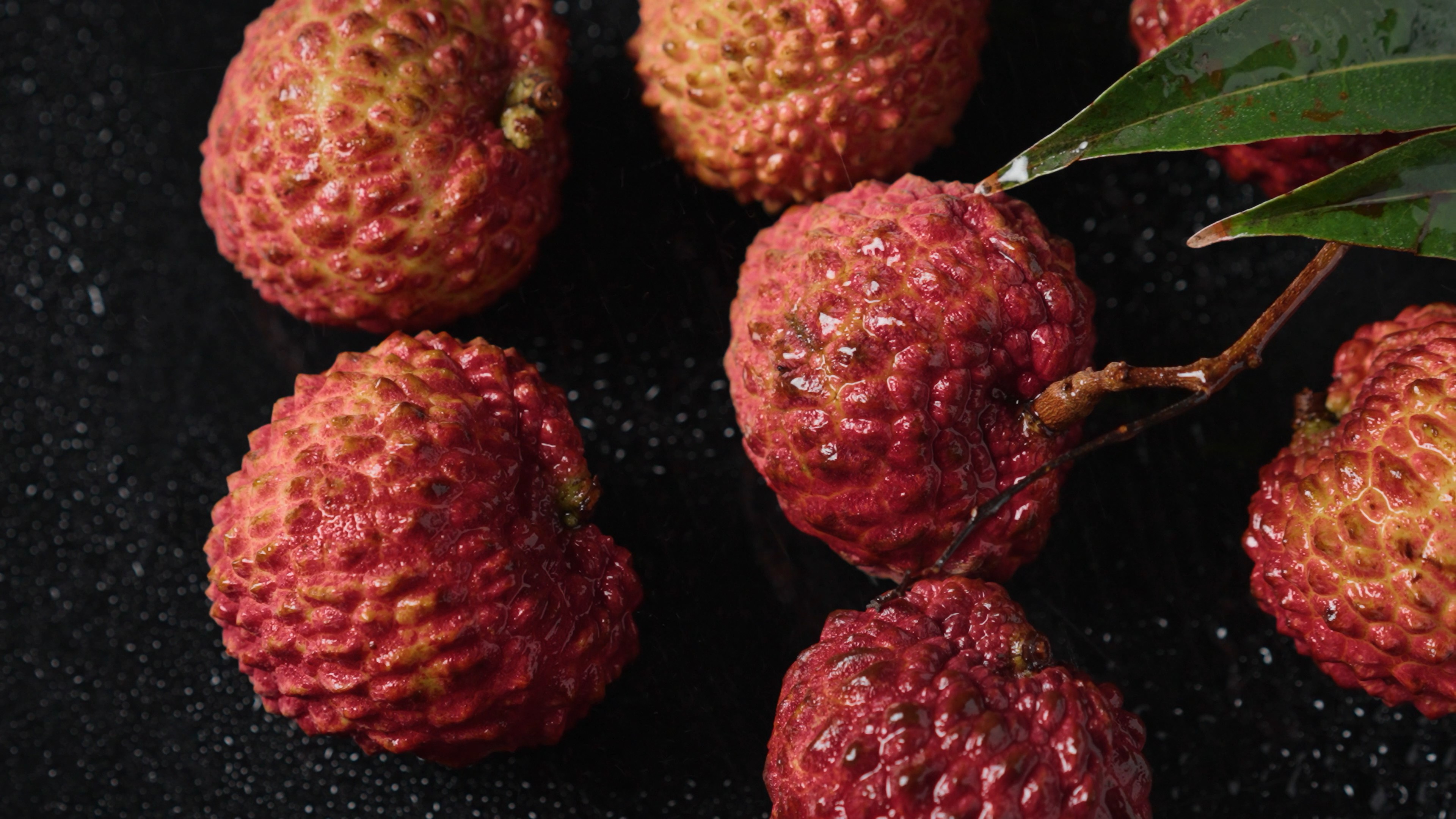 4k饱满荔枝妃子笑夏季新鲜水果实拍产品摆拍