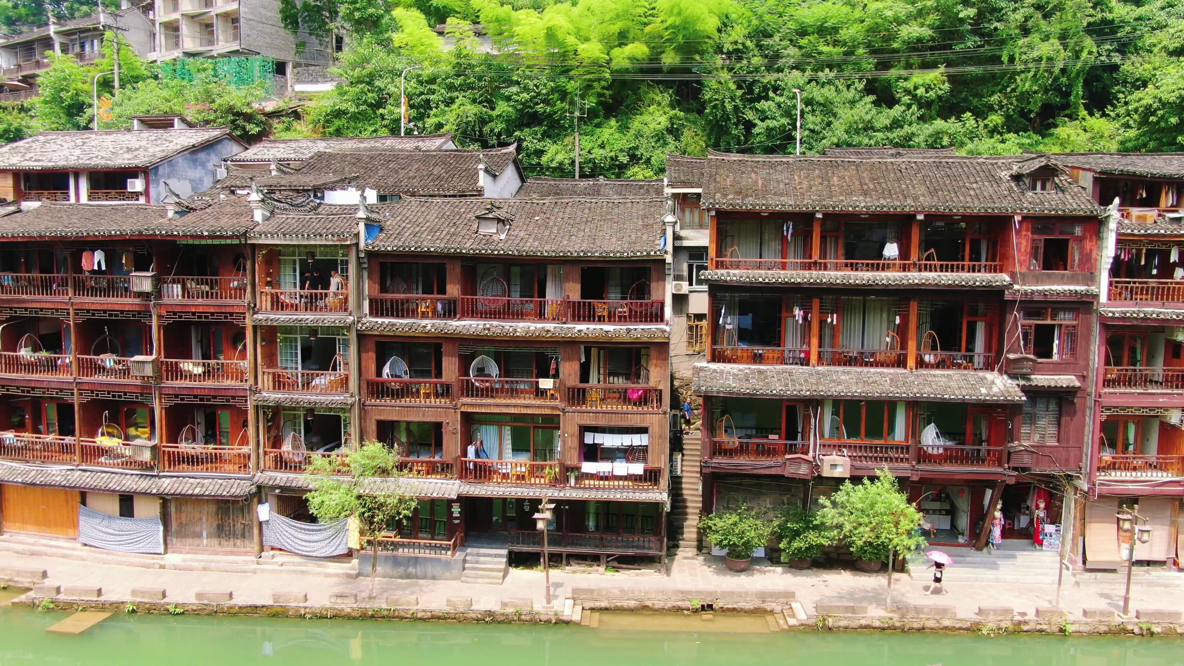 4k航拍湖南凤凰古城吊脚楼旅游景点视频视频特效素材-千库网