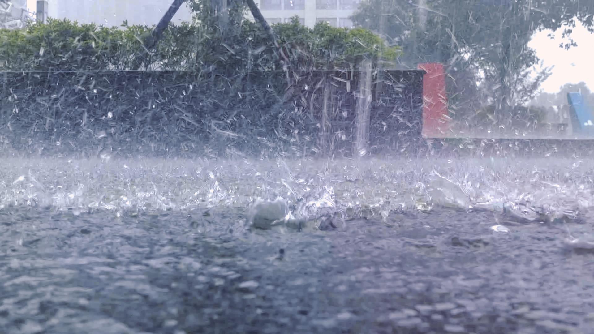 广东特大暴雨来袭，超9亿人关注，我最不愿看的一幕发生了……_英德_洪水_城市