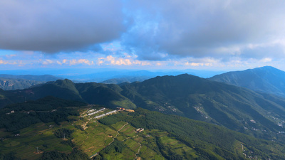 4K航拍云南高原峡谷山脉祖国风景