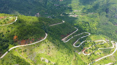 4K航拍云南盘山公路山路
