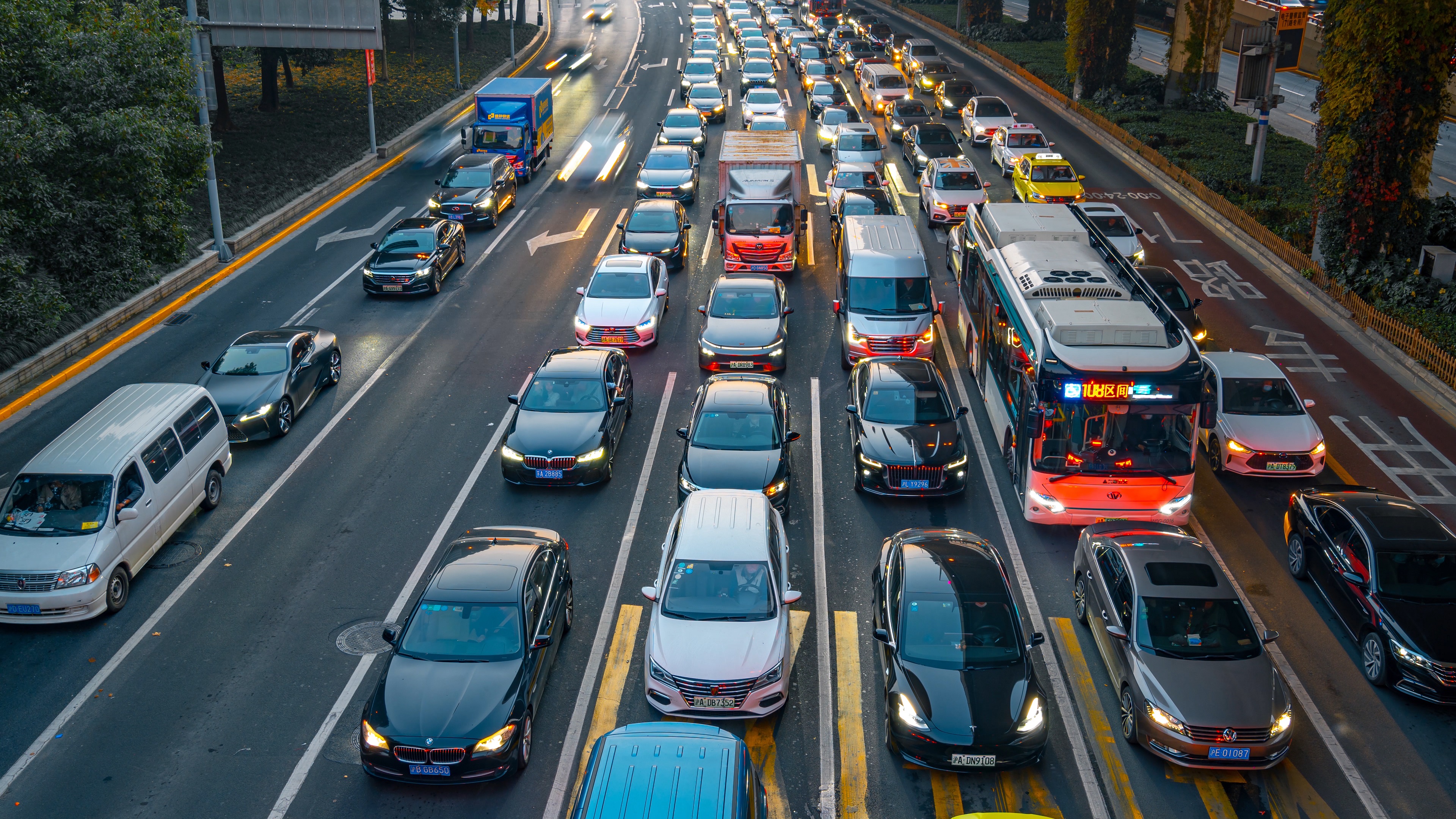 8k延时城市下班高峰期极速车流