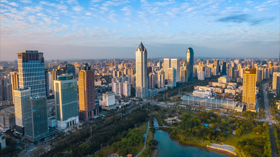 8K航拍延时海南海口CBD城市蓝天风景