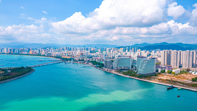 8K震撼航拍延时海南三亚城市蓝天碧海