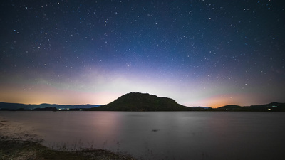 8K云南海峰湿地星空银河