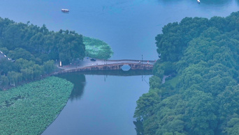 4K航拍杭州地标西湖风景区断桥