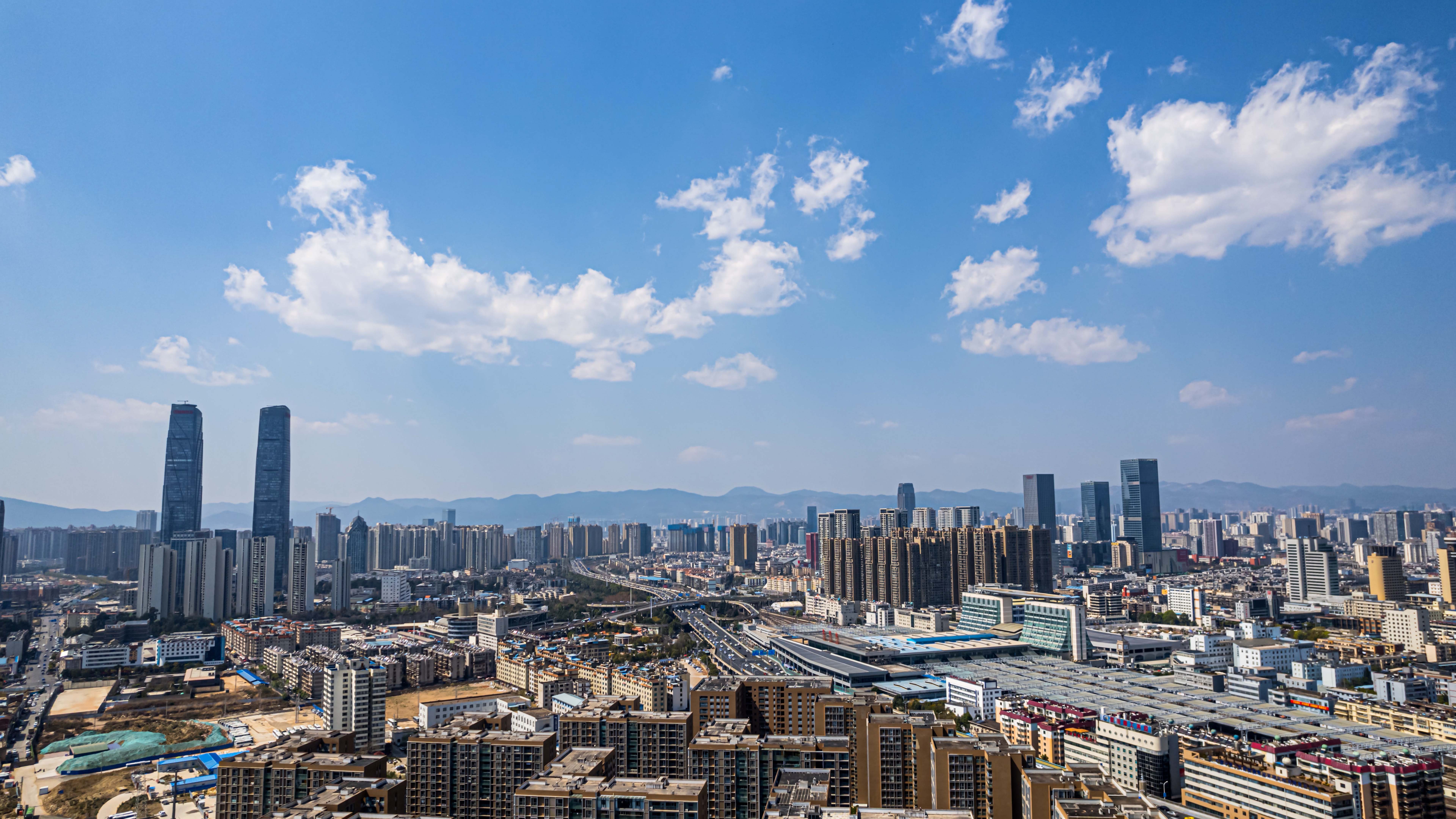 8K昆明城市天际线双塔建筑航拍延时实拍素材视频特效素材-千库网
