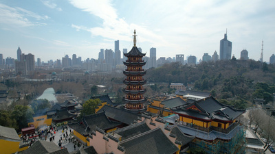 南京实拍视频素材4k航拍南京旅游城市鸡鸣寺景区视频