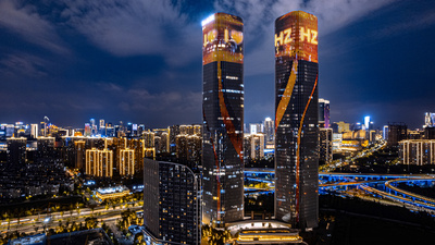8K航拍延时杭州地标智慧之门双子塔夜景实拍视频素材