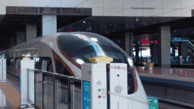 火车站乘坐高铁春运旅客回家出差实拍素材