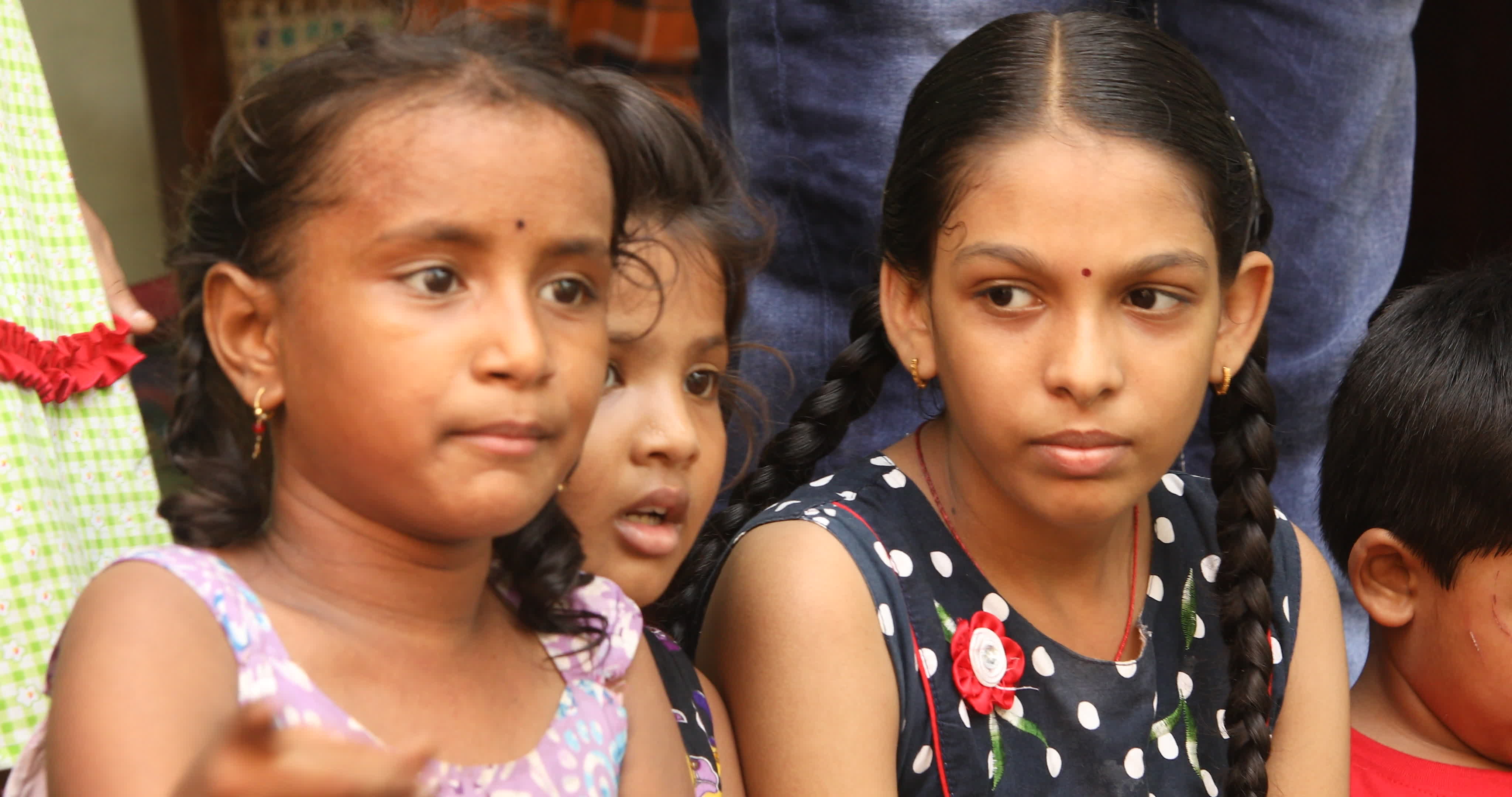 可怜的印度小女孩视频特效素材-千库网