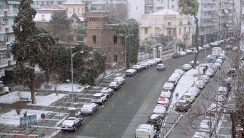 希腊塞萨洛尼基美狄亚大雪袭击市中心