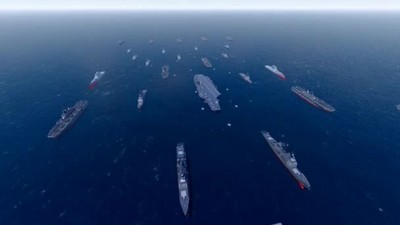巡航战舰在大海中航行