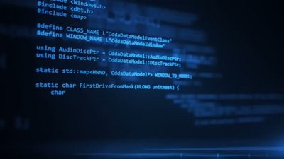 实拍视频素材编程代码通过计算机屏幕终端工作